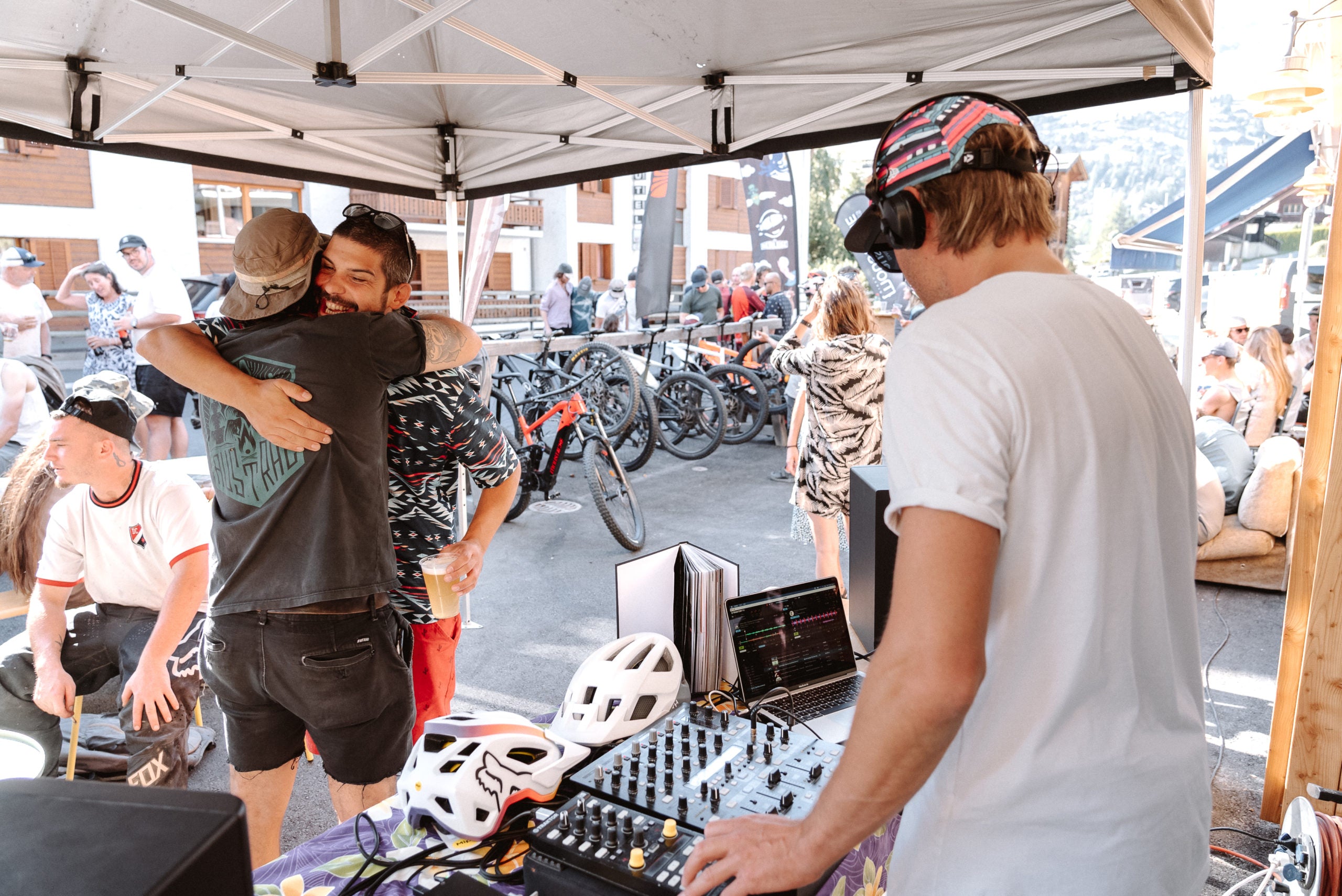 after bike été chez backside verbier