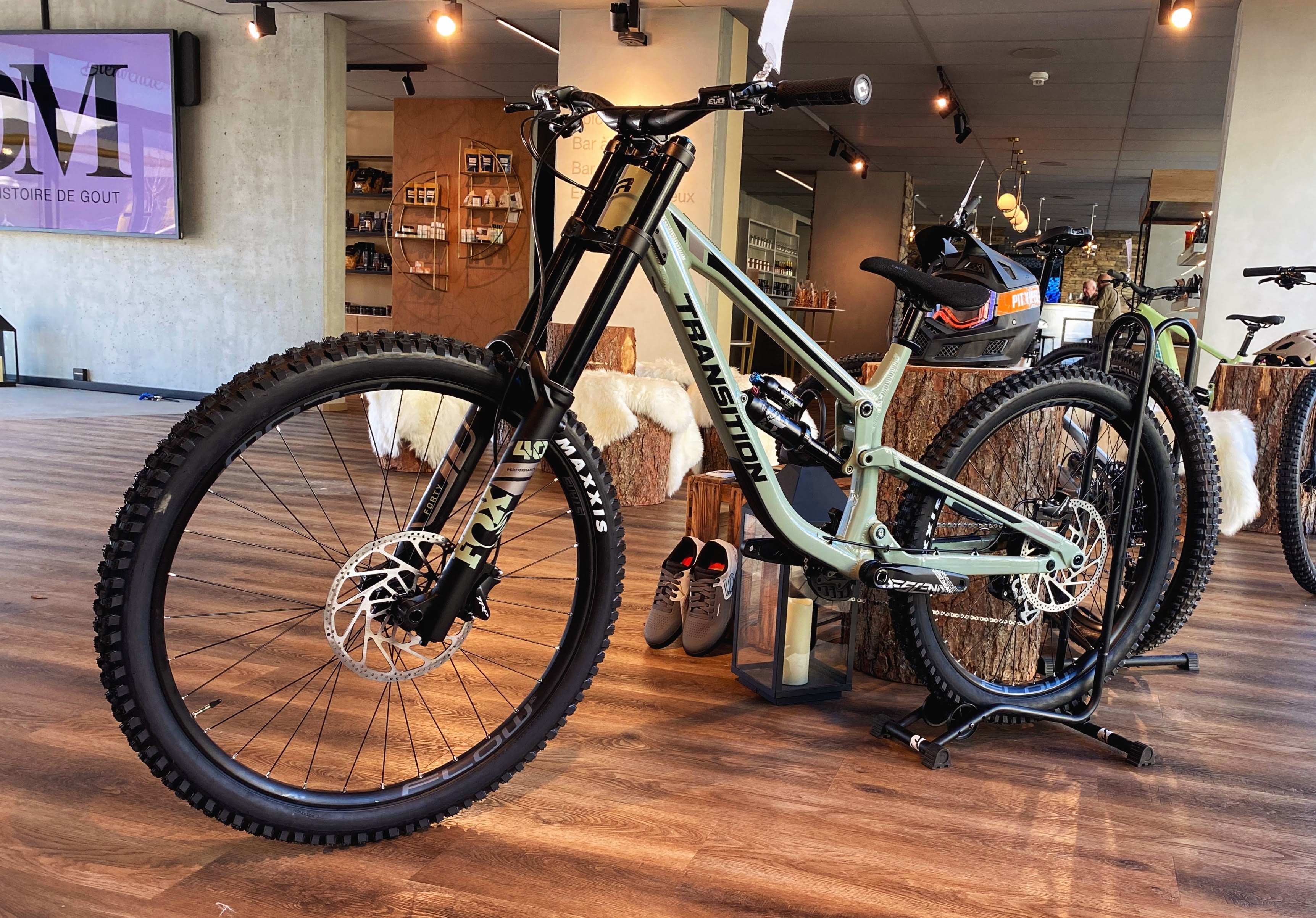 Backside x DM une histoire de goût - expo éphémère