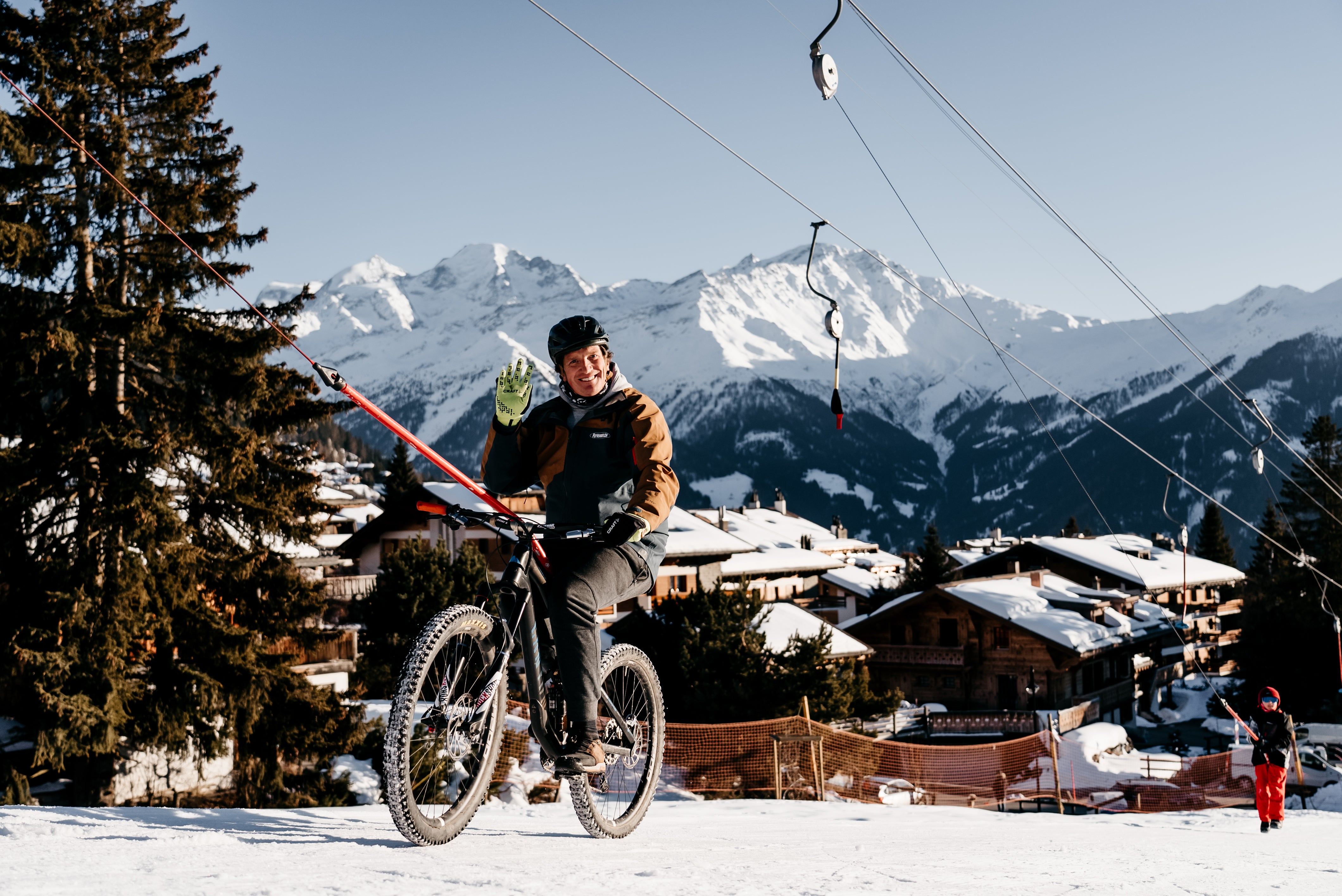 The Dual Slalom snowbike sessions are back