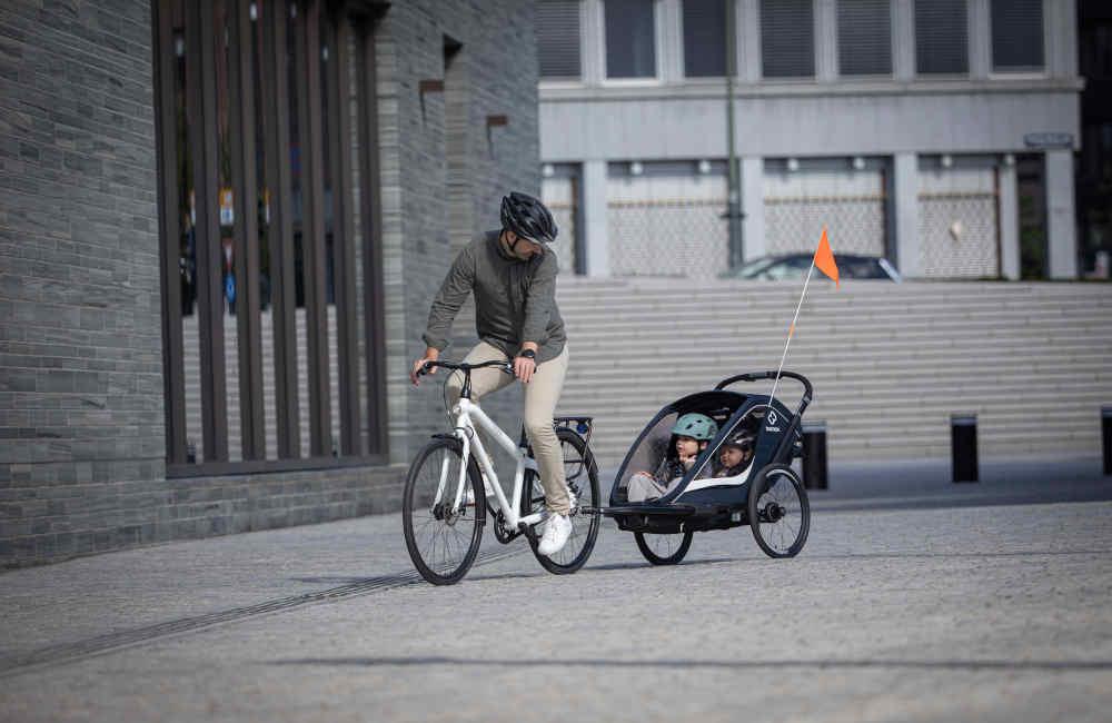 HAMAX - Breeze Navy/Cream Bike Trailer - Explore & Enjoy! 🚴‍♂️👨‍👧‍👦