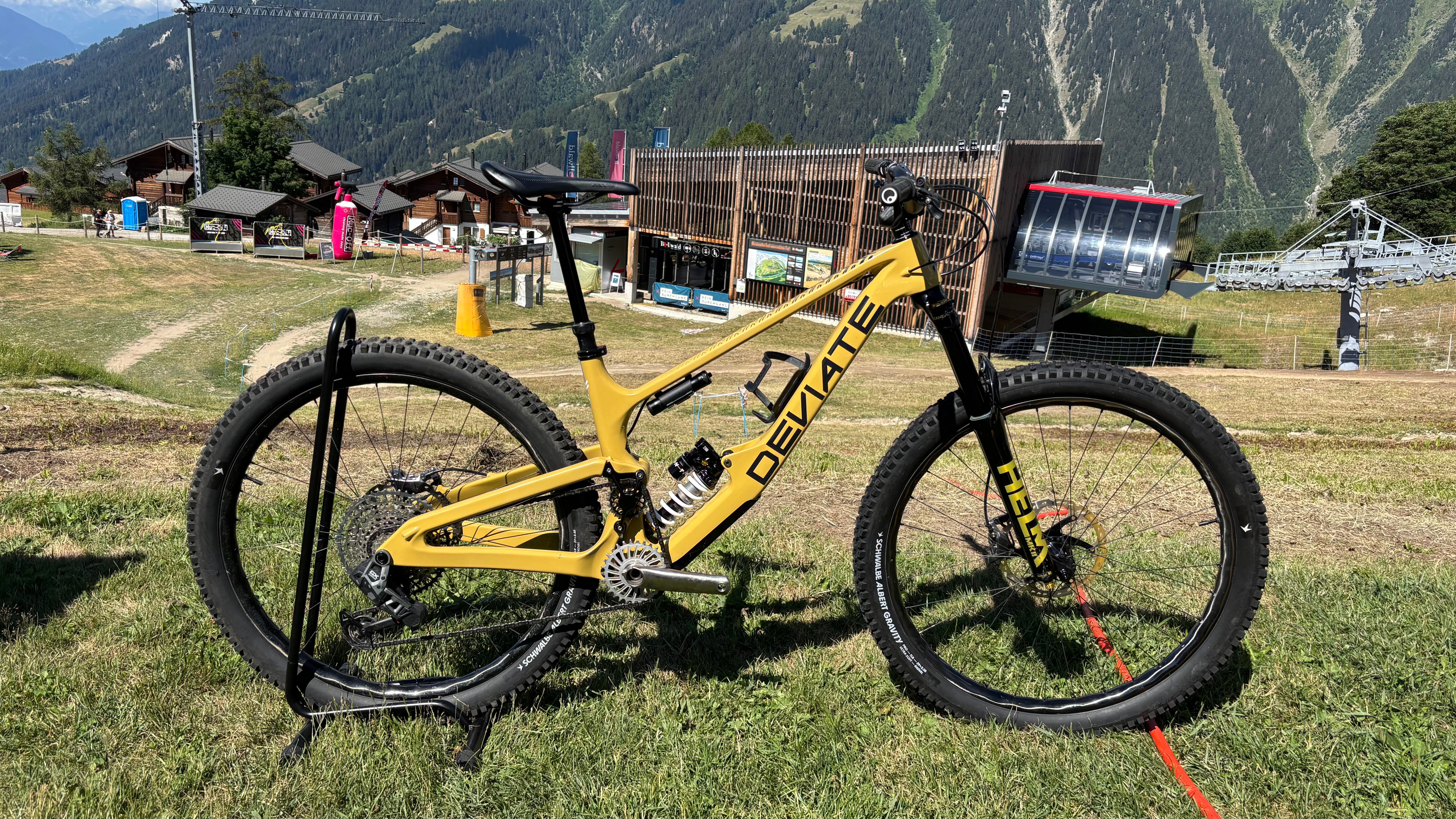 Deviate Bicycle - Highlander II.